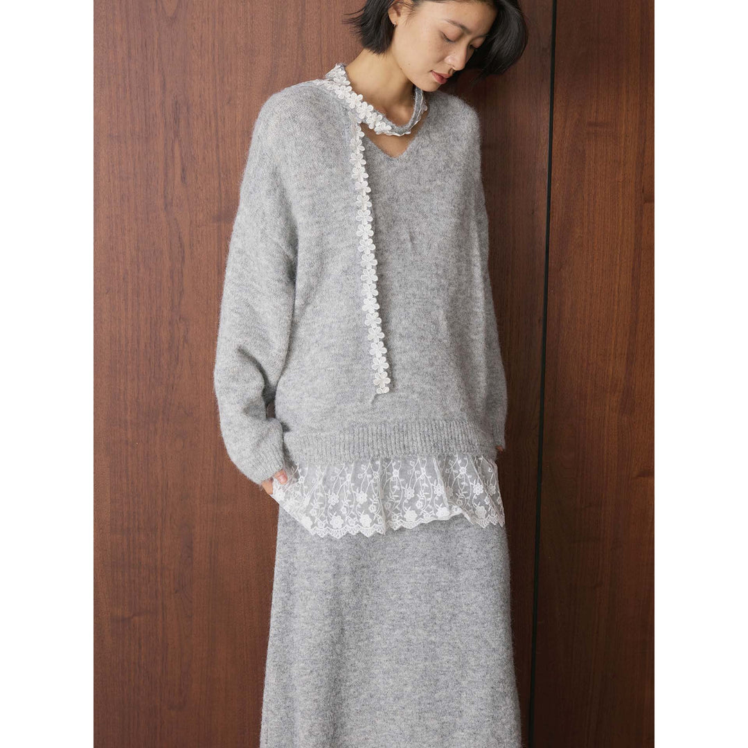 Women Longer Fluffy V-neck Mohair look Pullover with Lace Trim