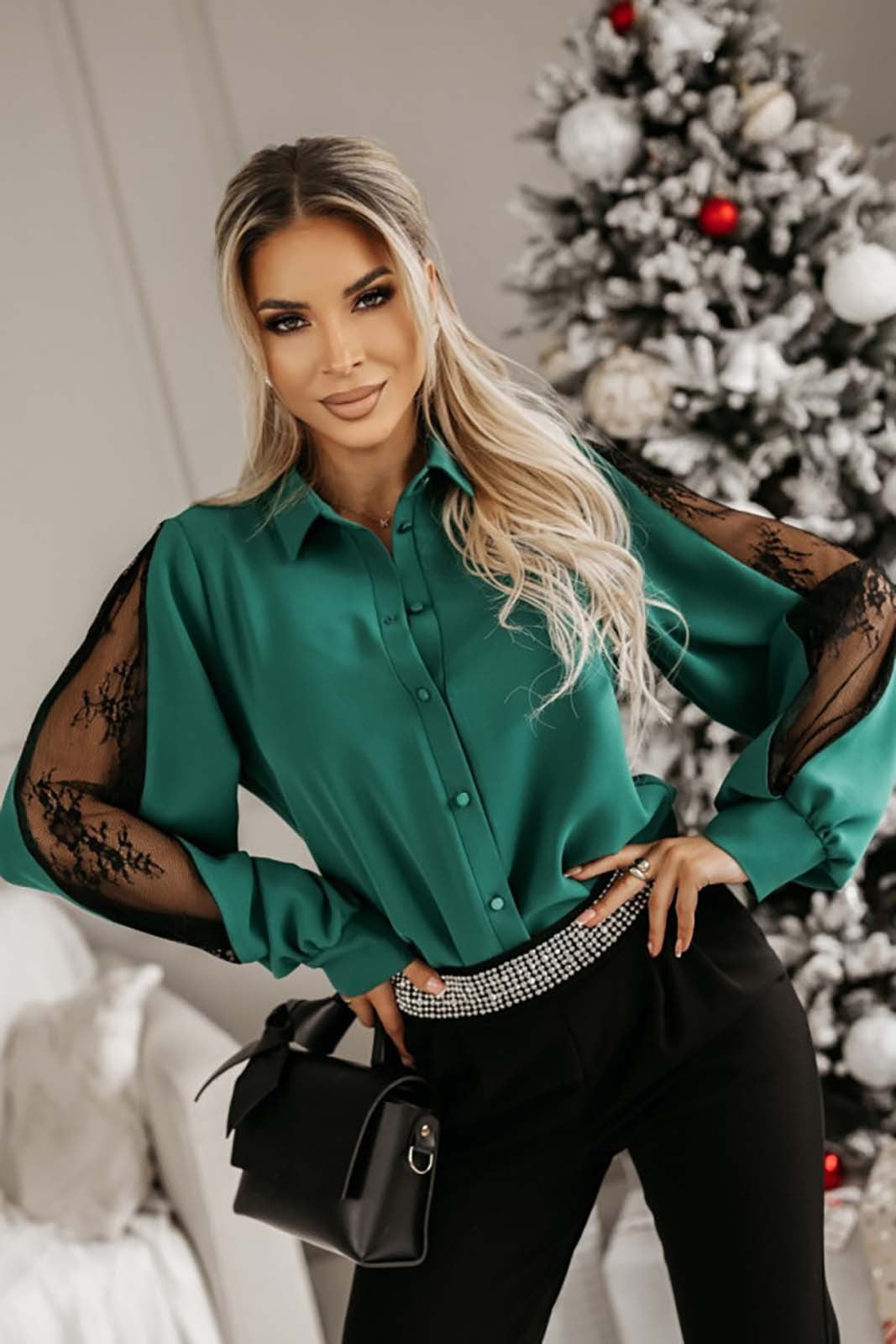 Lune London Elegant blouse for women with lace details and relaxed fit