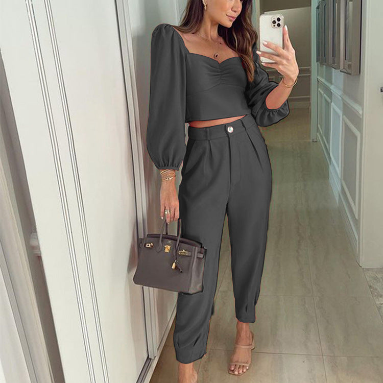 Lune London fashionable women's set with puff sleeves and high-waisted pants