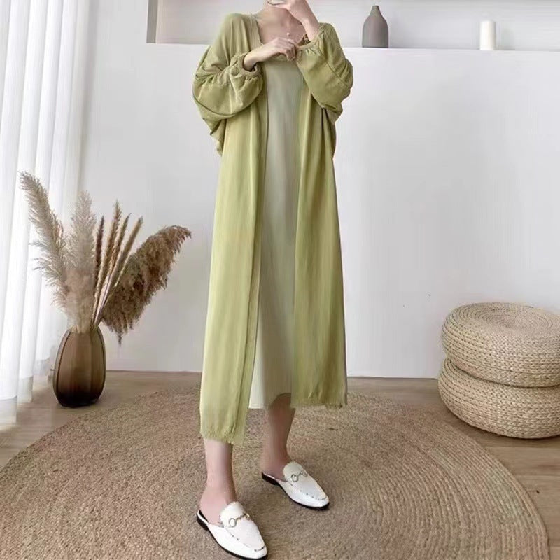 Cardigan long élégant pour femmes avec des manches en forme de ballon et un devant ouvert Chic & Stil