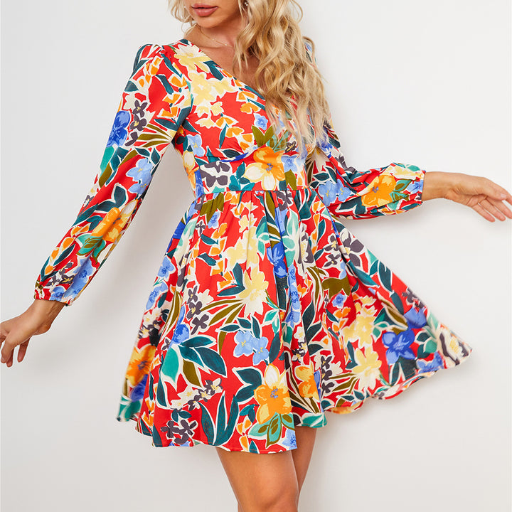 Floral summer dress for women with flared skirt and elegant puffed sleeves Lune London