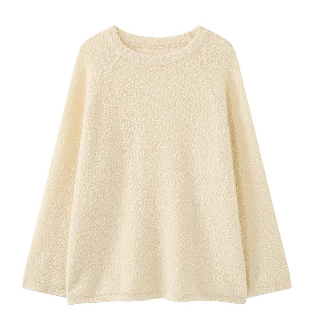 Women Fluffy Boucle Sweater in Oversize Cut Amarae