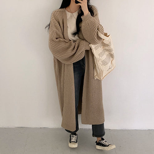 Thick knit cardigan for women with an open cut and comfortable sleeve finishes Amarae