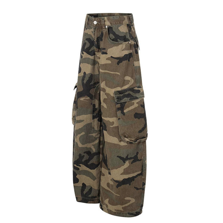 Women's wide cargo pants in camouflage print with multi-pockets Amarae