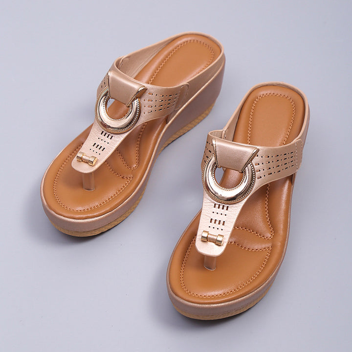 Ergonomic sole sandals for women with trendy design Lune London