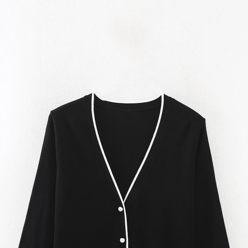 Elegant women's cardigan knit with contrasting details Lune London