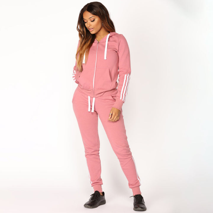 Women’s fleece sports outfit with contrasting stripes Lune London