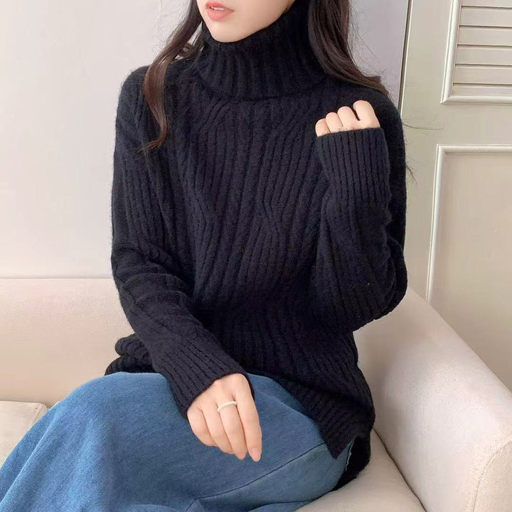Chunky knit sweater for women with a high collar and soft material Lune London