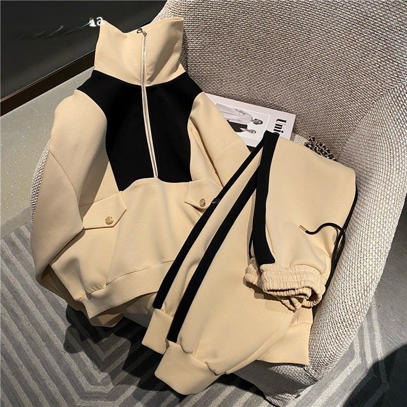Women's Fashion Hooded Sweater with Zipper and Contrast Details Chic & Stil
