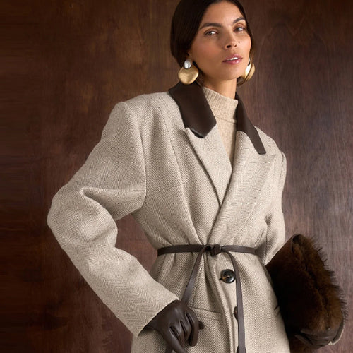 Manteau trench élégant pour femmes avec ceinture et col raffiné Chic & Stil