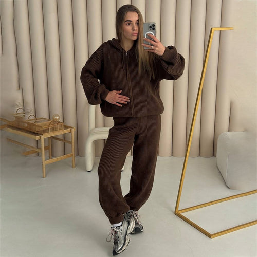 Women knitted set with relaxed fit and modern hoodie Amarae