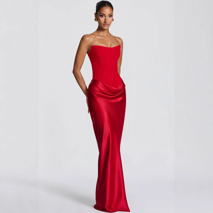 Women's evening dress with off-shoulder design and elegant slit Lune London
