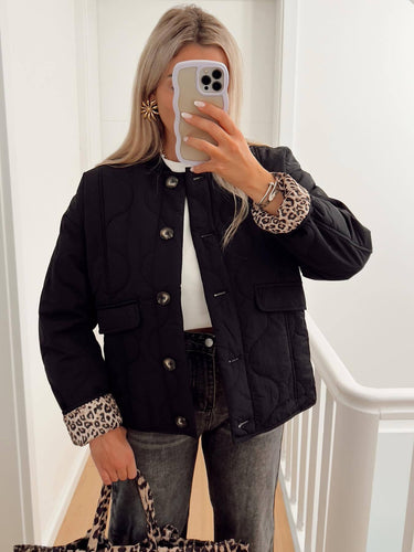 Ladies quilted transition jacket with practical pockets Amarae