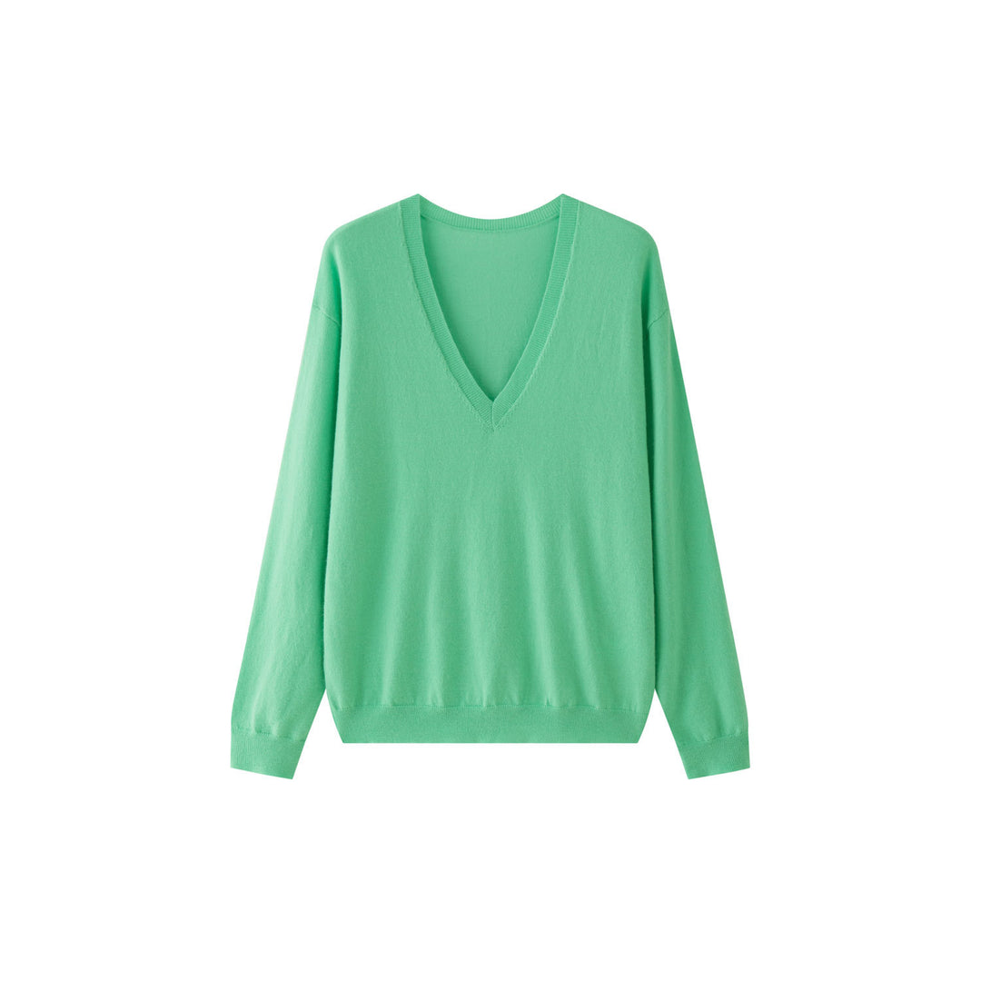 Women Lightweight V-Neck Fine Knit Sweater in Oversize Fit with Ribbed Cuffs Amarae