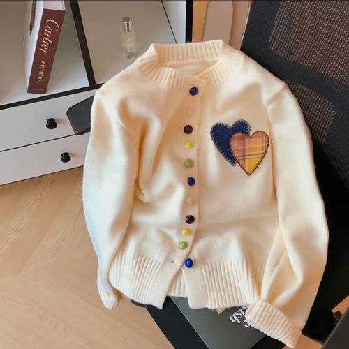 Cardigan for women with heart-shaped appliqués and colorful button details Amarae