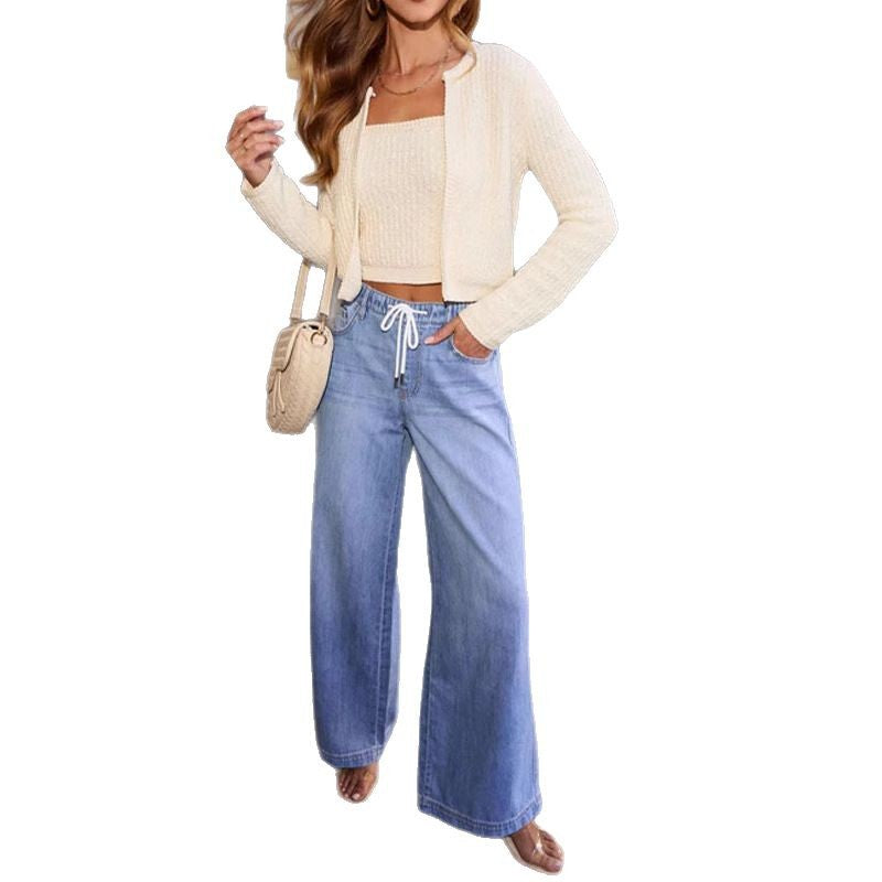 Women's wide-fit jeans with adjustable waist and modern wash effects Chic & Stil