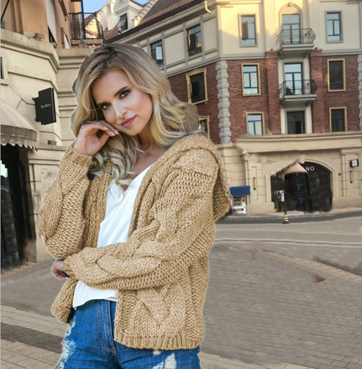Cardigan en tricot épais pour femmes avec capuche et design asymétrique Chic & Stil