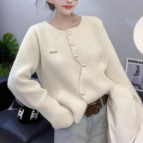 Elegant and comfortable women's cardigan Amarae