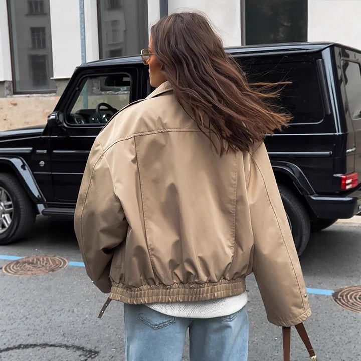 Women's short jacket in oversized look with wide lapels and drawstring waist Amarae