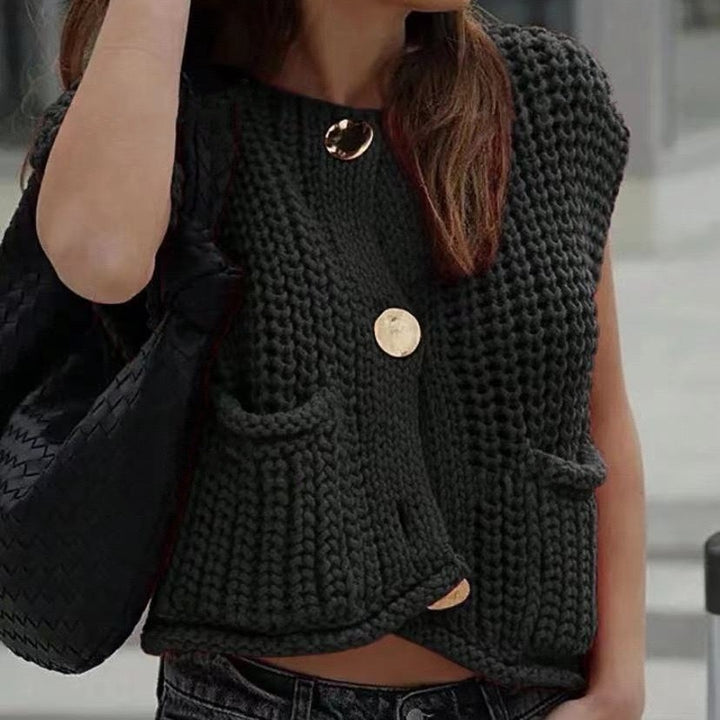 Knitted ladies' vest with golden buttons and pockets Lune London