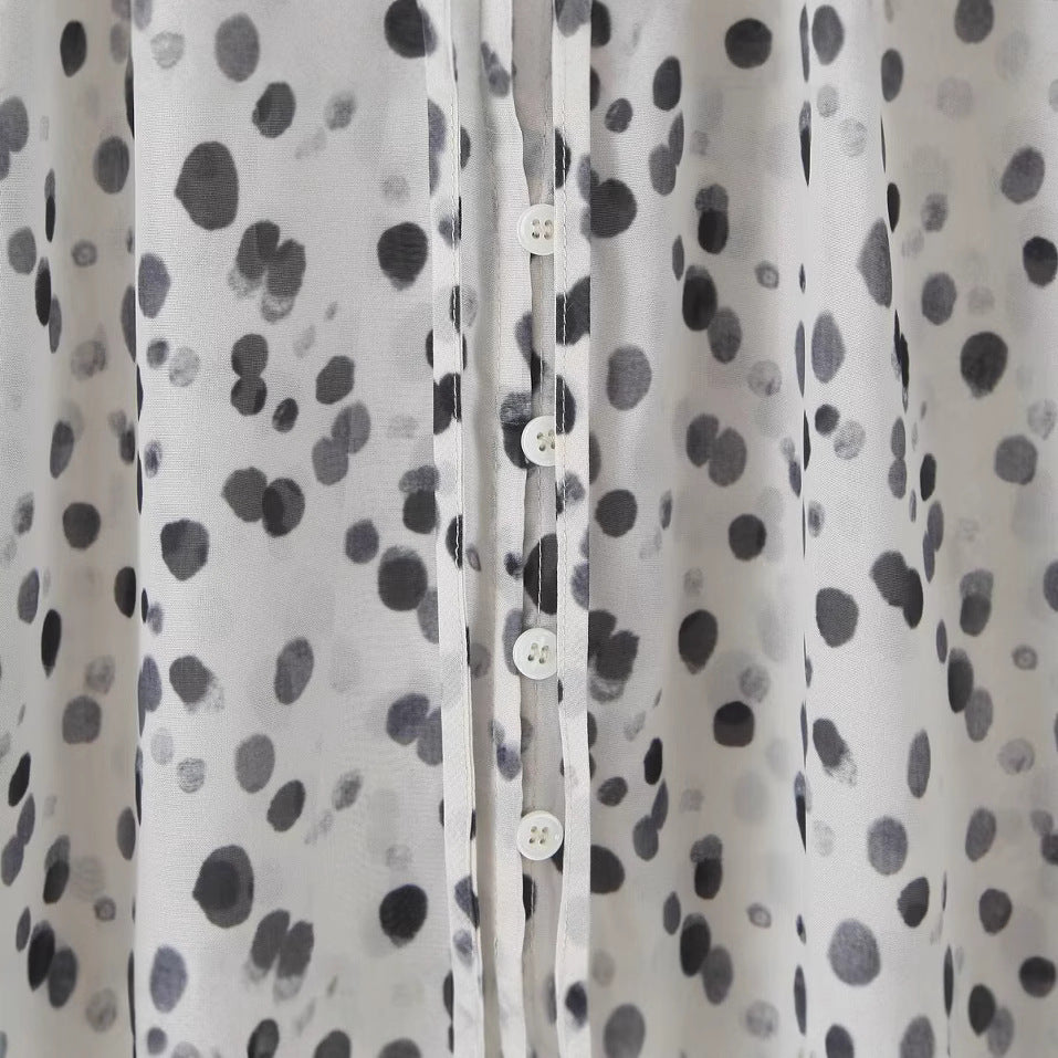 Blouse élégante pour femmes avec col demi et manches aérées Chic & Stil
