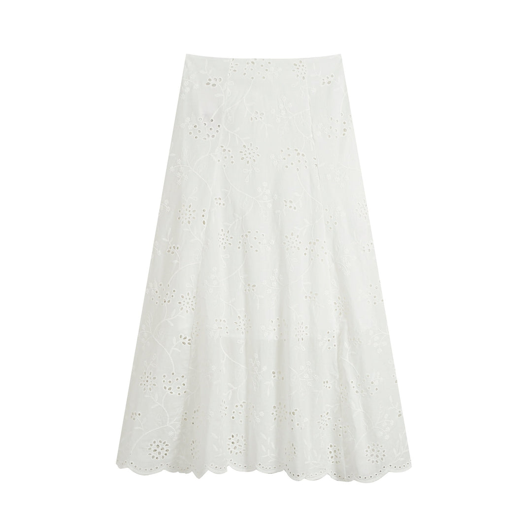 Women's midi skirt with broderie anglaise, flared A-line and curved hem Amarae