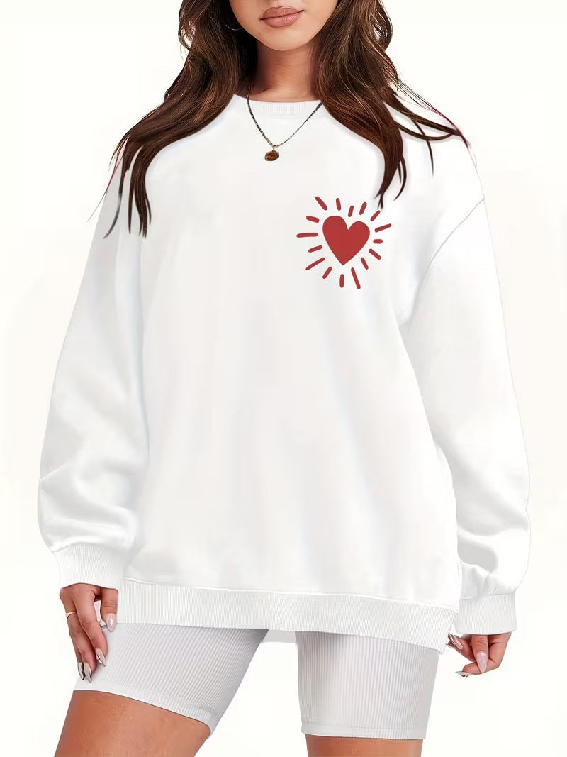 Women's sweatshirt with casual heart motif and oversized fit Lune London