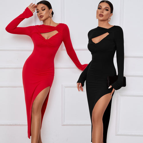 Robe élégante à manches longues pour femmes avec une découpe stylée et une fente haute Chic & Stil