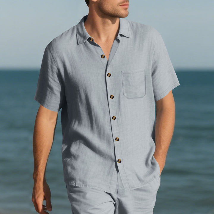 Casual short sleeve linen shirt for men with practical chest pocket Lune London