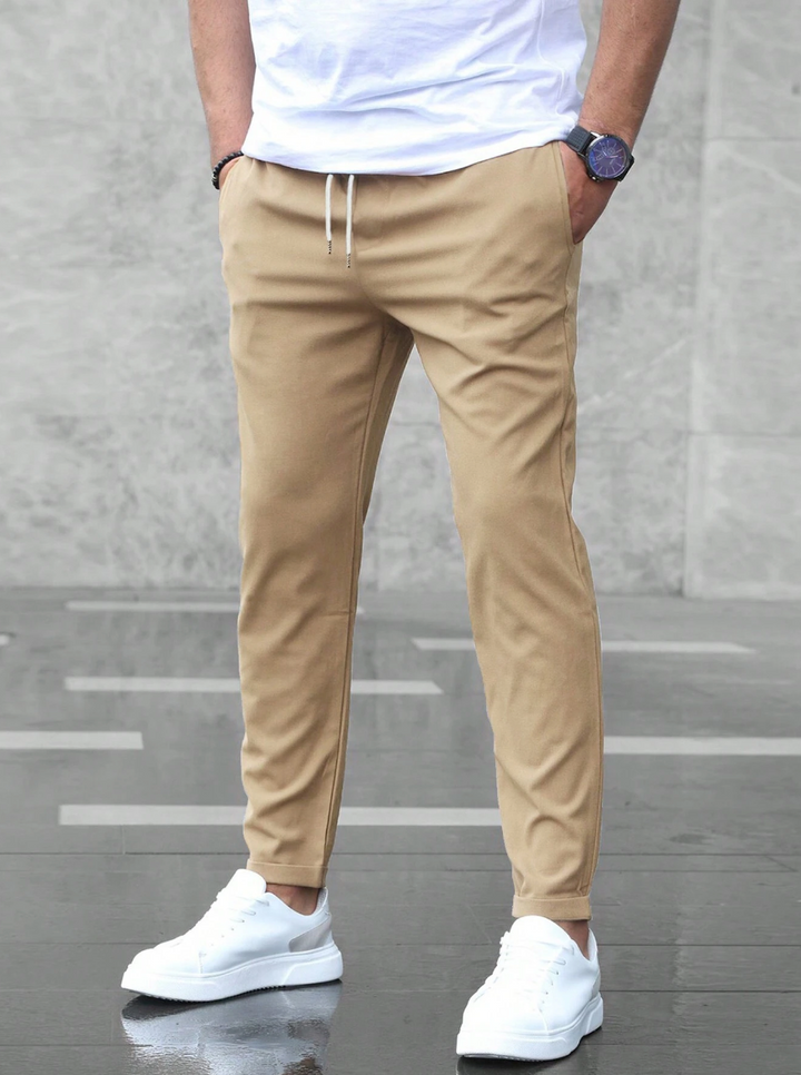 Chic Und Stil | Stretch Pants: Comfortable and Elegant for Men