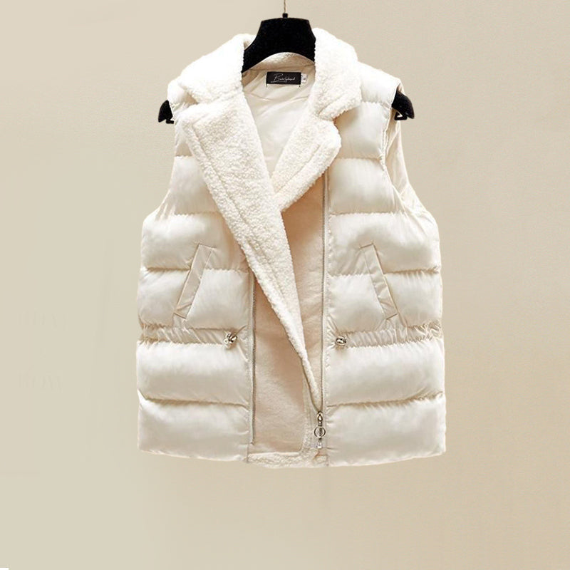 Amarae | Women's winter outfit - Turtleneck, down jacket & pants
