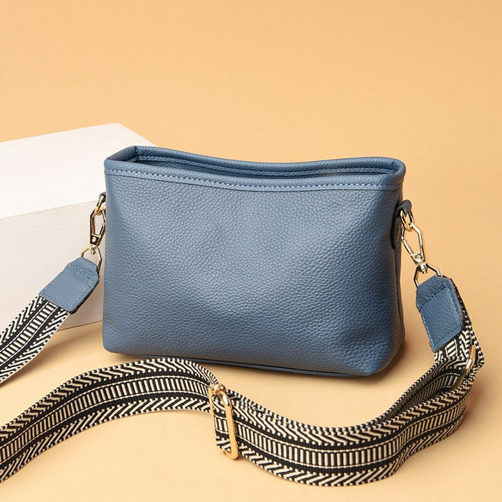 Chic Und Stil | Minimalistic Leather Shoulder Bag for Women