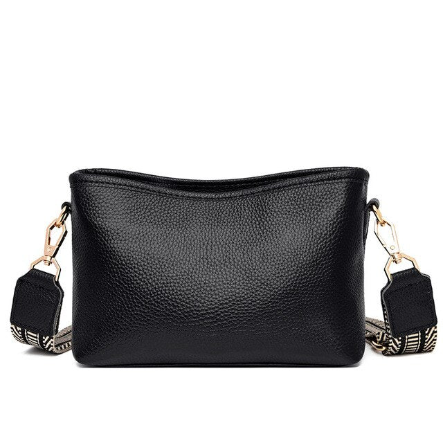 Chic Und Stil | Minimalistic Leather Shoulder Bag for Women
