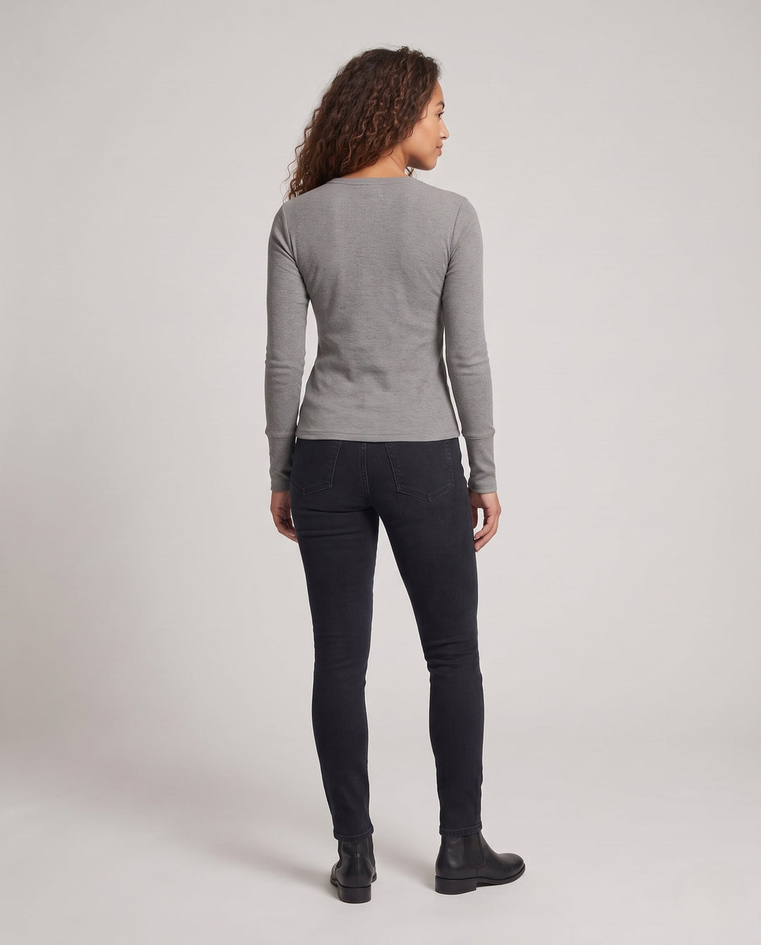 Product 10999799611738 - back_view
