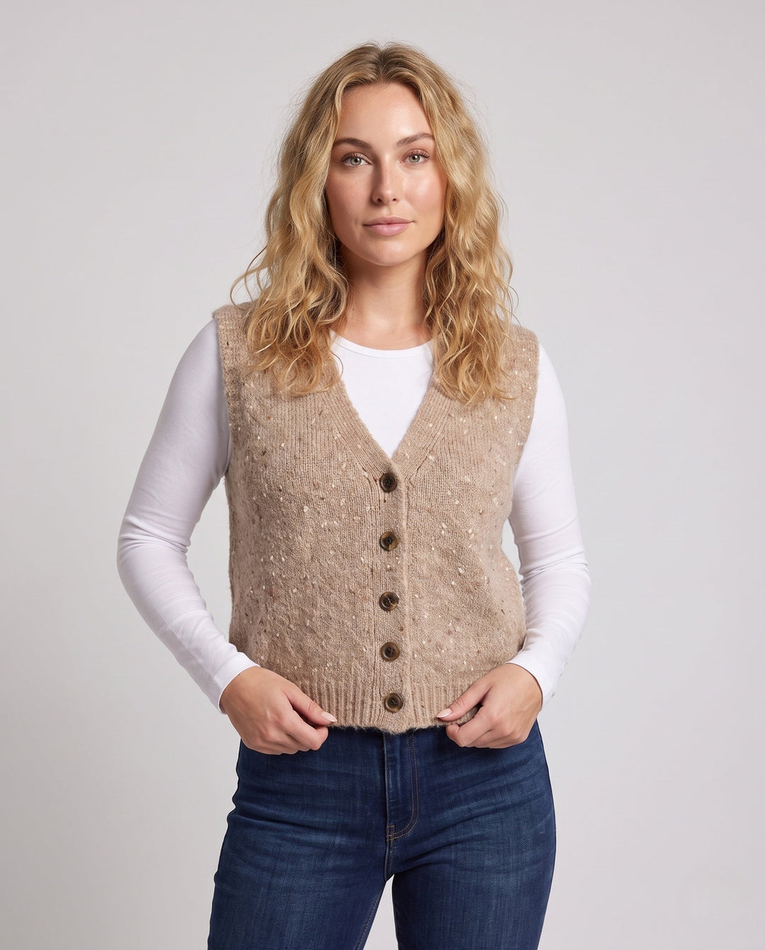 Product 11001265652058 - upper_body