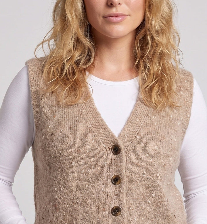 Women’s knit vest with V-neckline, bouclé texture and wooden button placket Amarae
