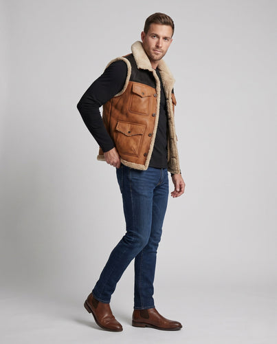 Men's vest in lambskin look with teddy lining, patch flap pockets, and high collar Amarae