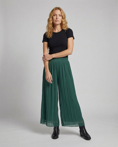 Women's Wide Pleated Pants