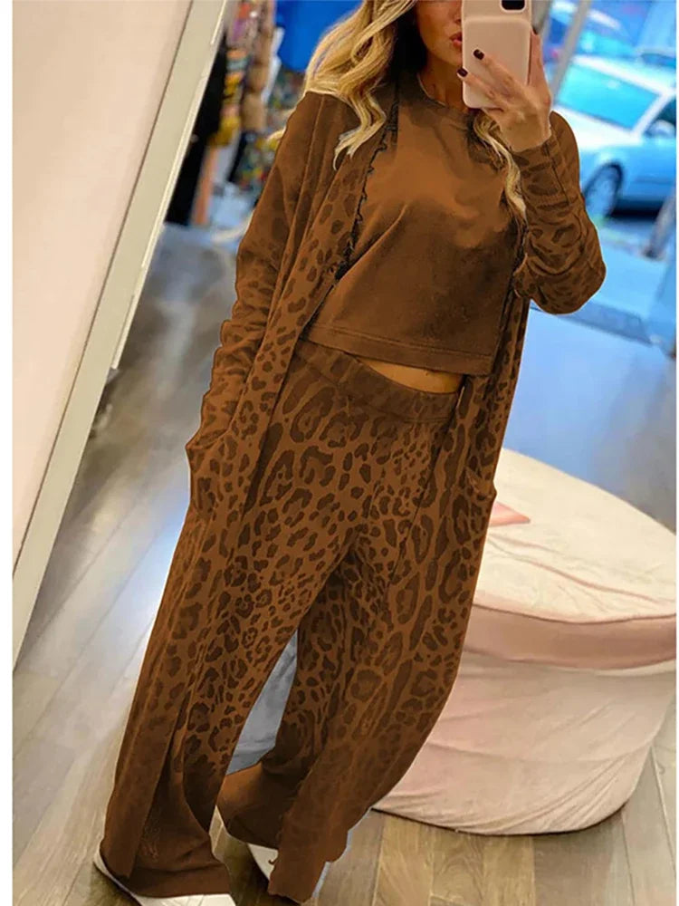 Lune London | Long sleeve cardigan with leopard print and elastic waist pants