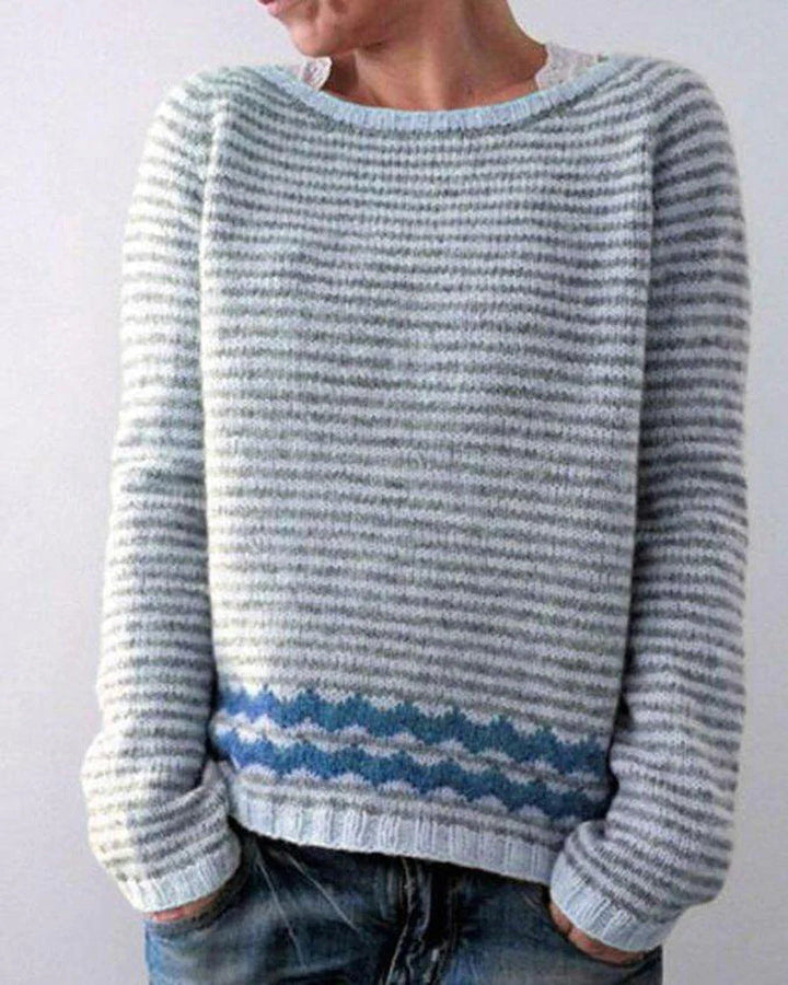 Chic und Stil | Knitted Sweater for Everyday and Leisure