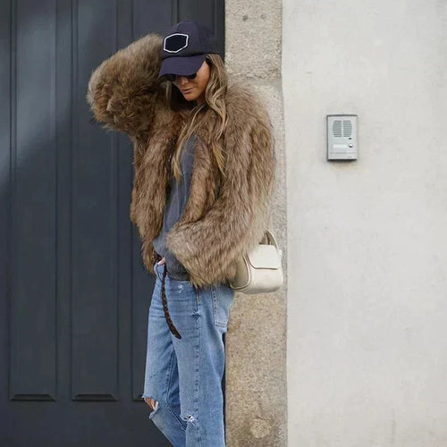 Amarae | Women's Cropped Jacket Made Of Faux Fur