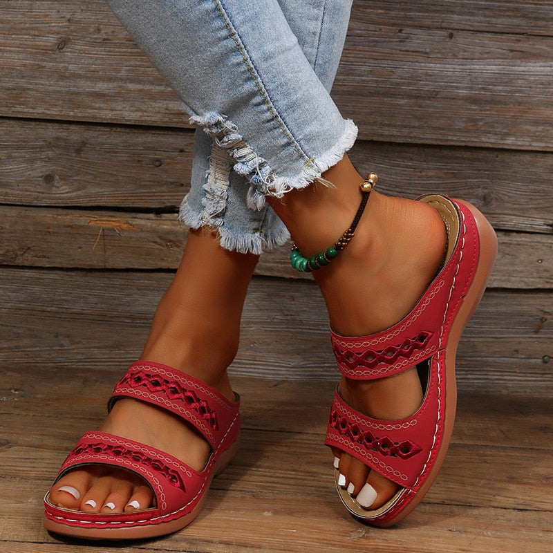 Lune London | Orthopedic sandals with padding