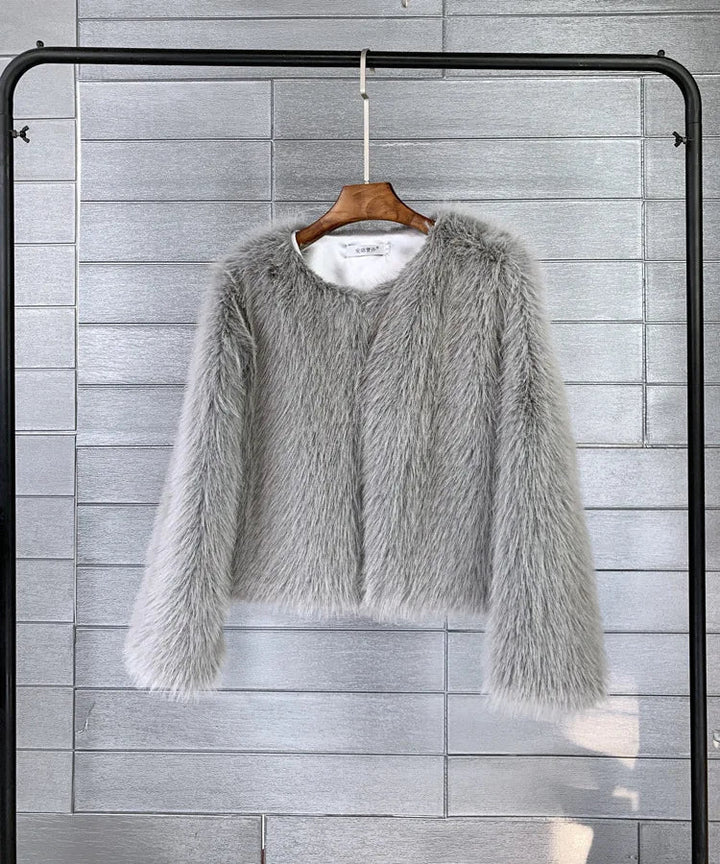Chic Und Stil | Elegant and Versatile Winter Coat