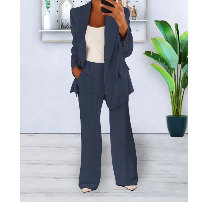 Lune London | Elegant pantsuit and jacket set for women