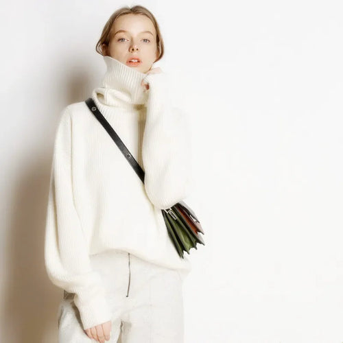 Amarae | Oversized turtleneck sweater for leisure and office