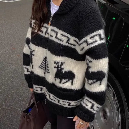 Amarae | Elegant cardigan for autumn and winter