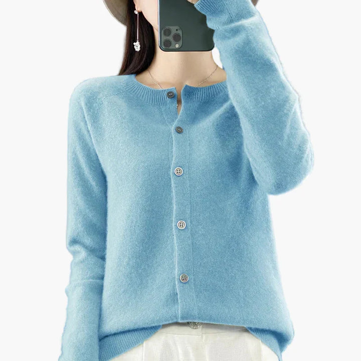 Lune London | Classic cardigan - Elegant everyday style for the office and leisure