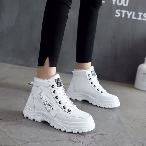 Amarae | Snow boots with platform sole