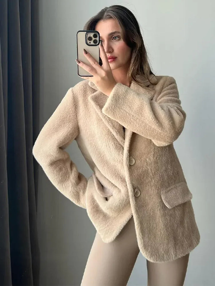 Amarae | Women's Plush Coat - Warm, Fashionable and Luxurious