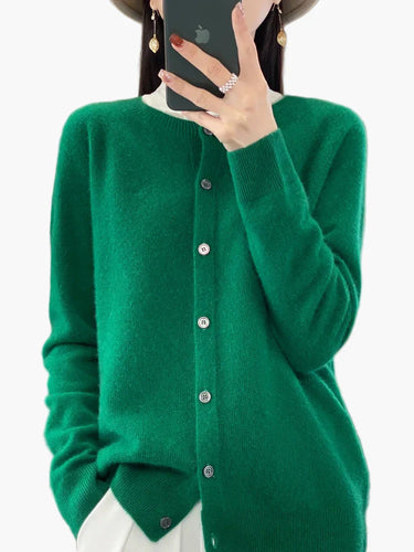 Amarae | Classic cardigan - Elegant everyday style for the office and leisure